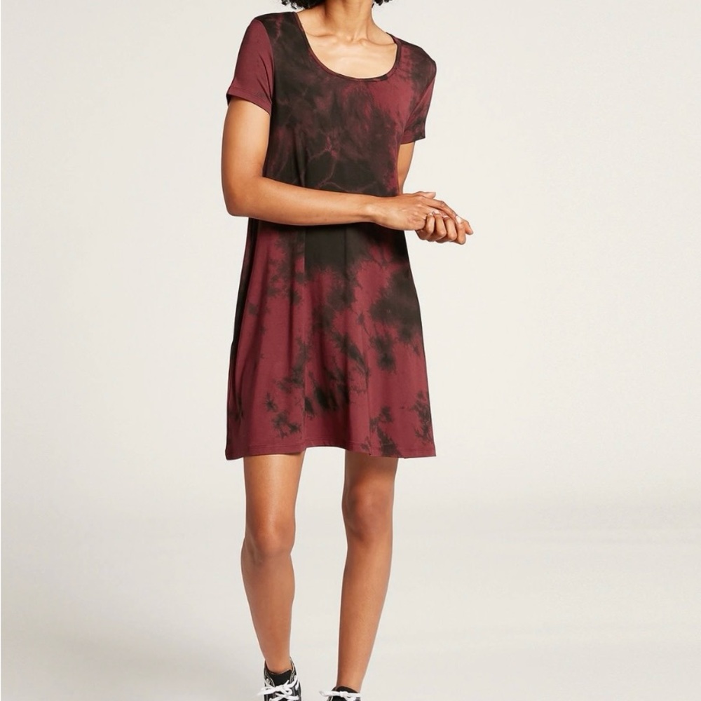 Volcom Burgundy and Black Tie Dye Cotton Mini Dress w/ Pockets